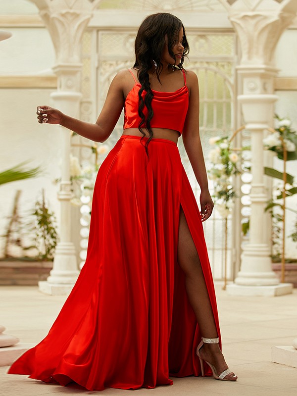 Vestido de noche de graduación de dos piezas, corte A/princesa, satén tipo seda, volantes, tirantes finos, sin mangas, cola larga