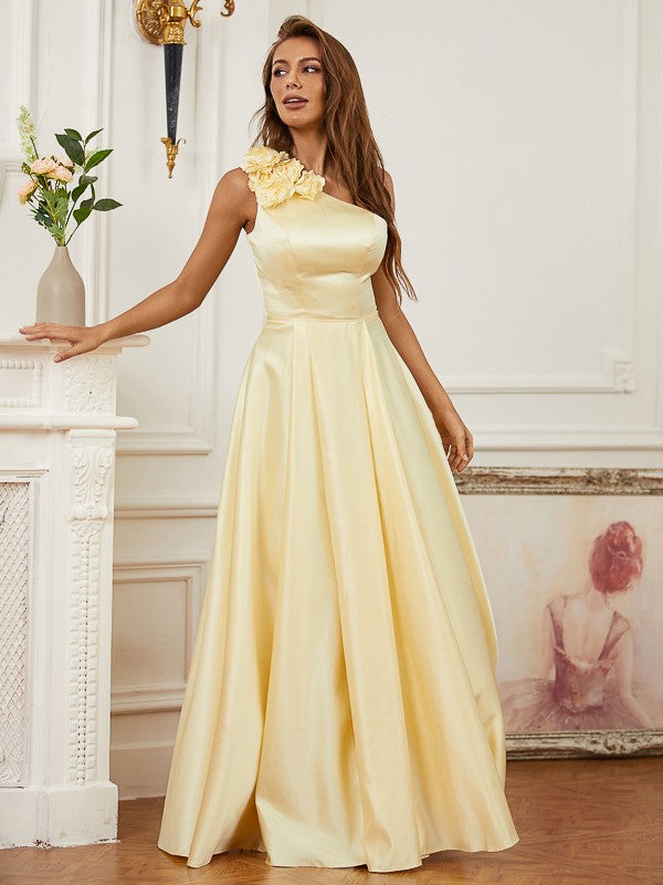 A-Line/Princess Satin Hand-Made Flower One-Shoulder Sleeveless Floor-Length Dresses Prom Evening Dress