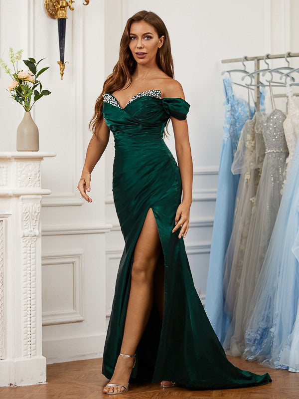 Sheath/Column Silk like Satin Ruched Off-the-Shoulder Sleeveless Sweep/Brush Train Dresses Prom Evening Dress