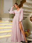 Vestido de noche para madre de la novia, corte A/princesa, de gasa, con volantes, escote en V, mangas largas y largo hasta el suelo.