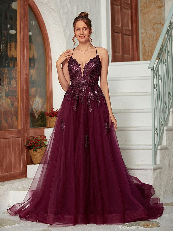 A-Line/Princess Tulle Applique V-neck Sleeveless Court Train Dresses Prom Evening Dress