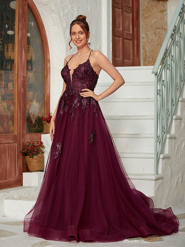 A-Line/Princess Tulle Applique V-neck Sleeveless Court Train Dresses Prom Evening Dress