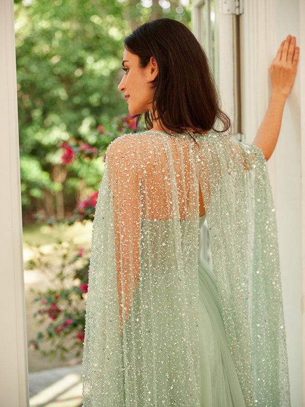 Vestido de noche de fiesta de corte A/princesa con tirantes fruncidos de tul y mangas largas hasta el suelo