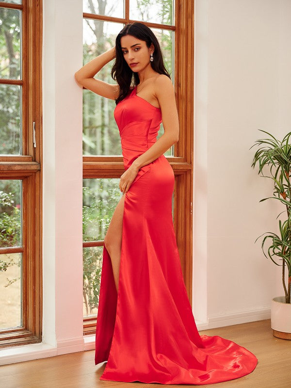 Sheath/Column Silk like Satin Ruched One-Shoulder Sleeveless Sweep/Brush Train Dresses Prom Evening Dress