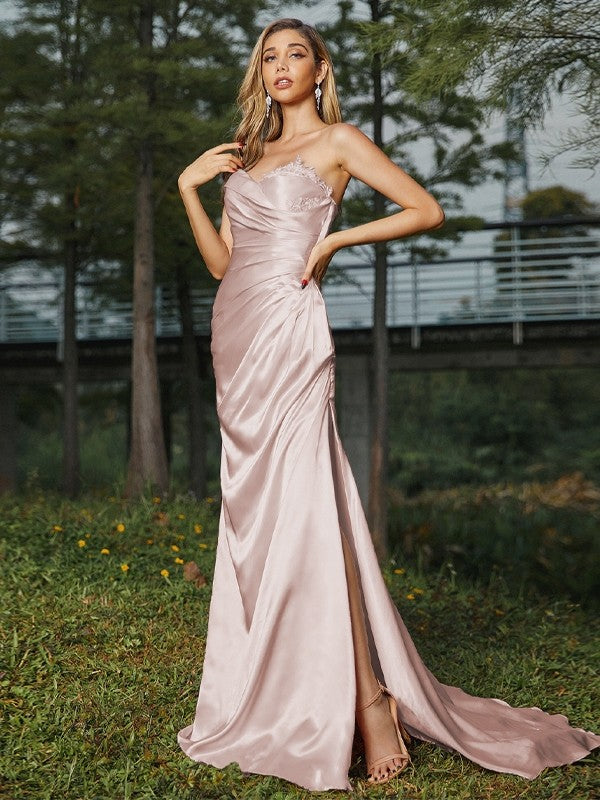 Sheath/Column Silk like Satin Ruched Sweetheart Sleeveless Sweep/Brush Train Bridesmaid Dresses Evening Dress