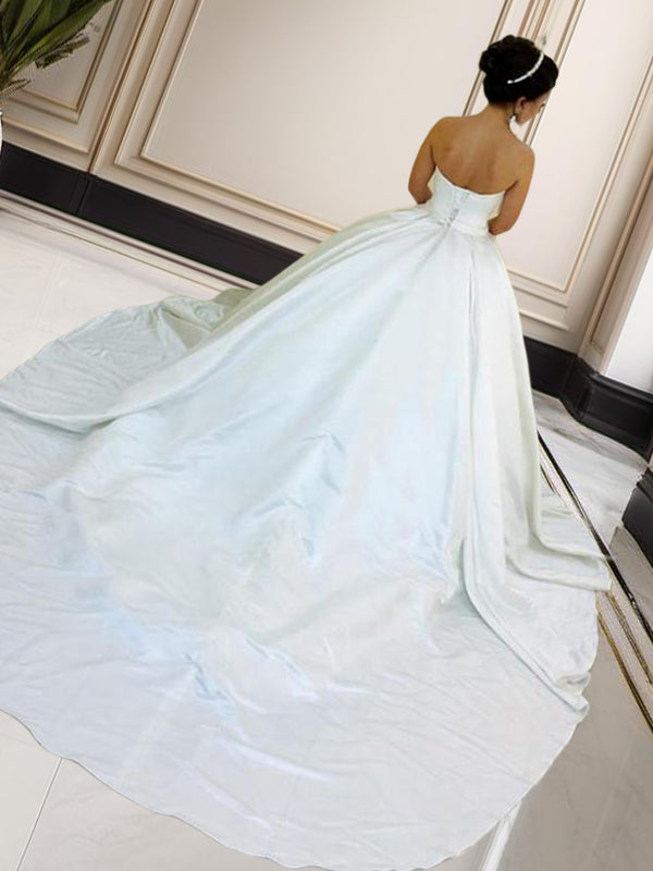 Ballkleid Herzausschnitt Satin Ärmellos Schärpe/Band/Gürtel Kathedrale Schleppe Brautkleider Brautkleider
