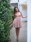 Vestido de fiesta de graduación, corte A/princesa, con volantes, cuello halter, de tul, sin mangas, corto/mini