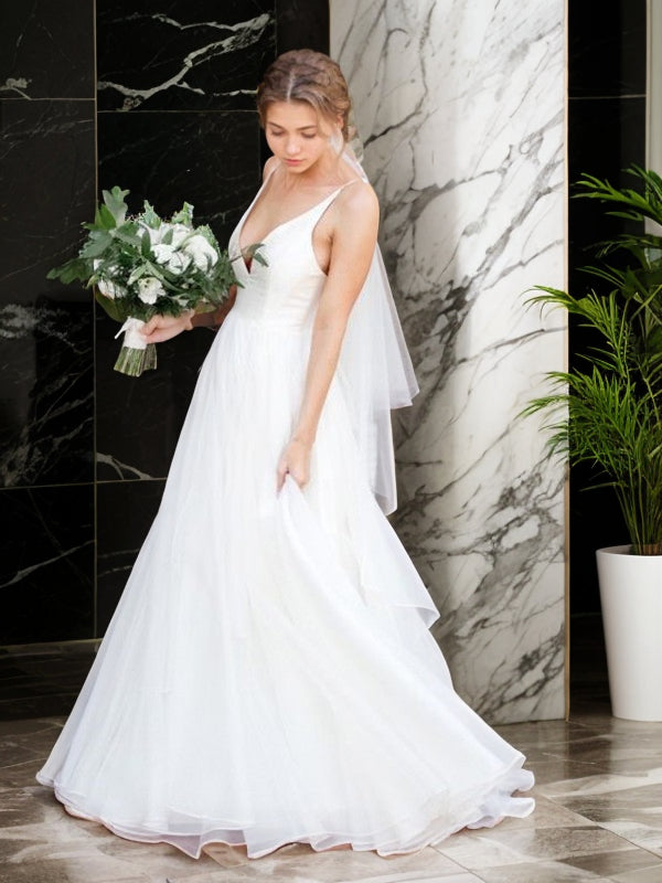 A-Linie/Princess-Linie V-Ausschnitt Ärmellos Sweep/Pinsel zug Rüschen Tüll Brautkleider