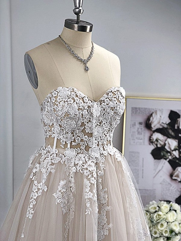 A-Linie/Princess-Linie Tüll Applikationen Herzausschnitt Ärmellos Sweep/Pinsel zug Brautkleider