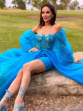 Vestido de noche de fiesta de corte A/princesa, de tul, con cuentas, hombros descubiertos, mangas largas y cola larga
