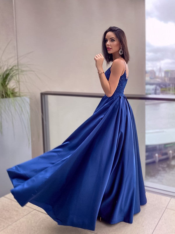 Vestido de noche de graduación con corte A/princesa, apliques, tirantes finos, satén, sin mangas, largo hasta el suelo
