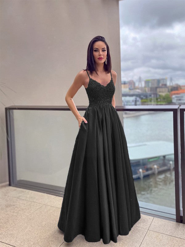 Vestido de noche de graduación con corte A/princesa, apliques, tirantes finos, satén, sin mangas, largo hasta el suelo