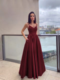 Vestido de noche de graduación con corte A/princesa, apliques, tirantes finos, satén, sin mangas, largo hasta el suelo