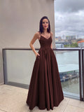 Vestido de noche de graduación con corte A/princesa, apliques, tirantes finos, satén, sin mangas, largo hasta el suelo