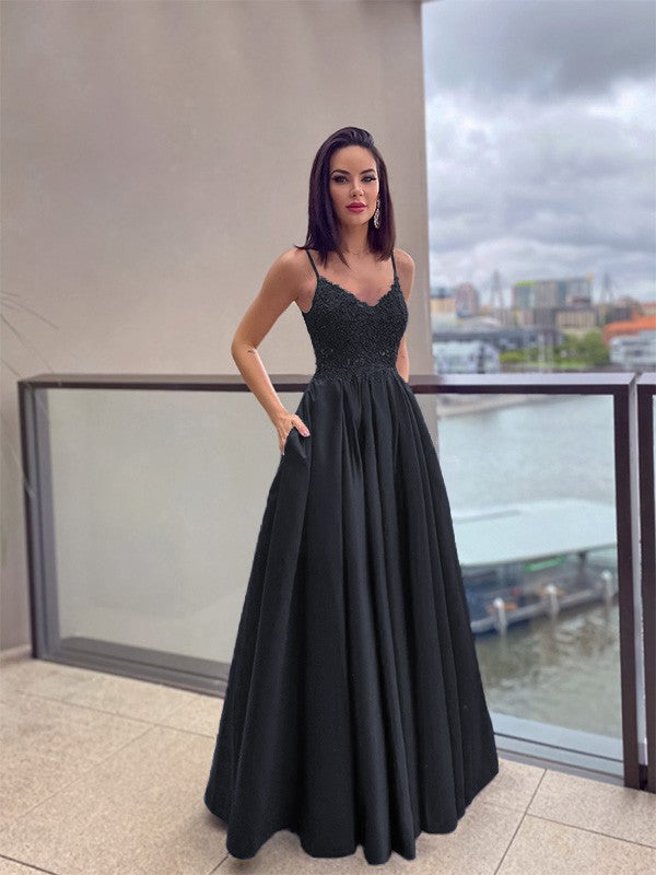 Vestido de noche de graduación con corte A/princesa, apliques, tirantes finos, satén, sin mangas, largo hasta el suelo