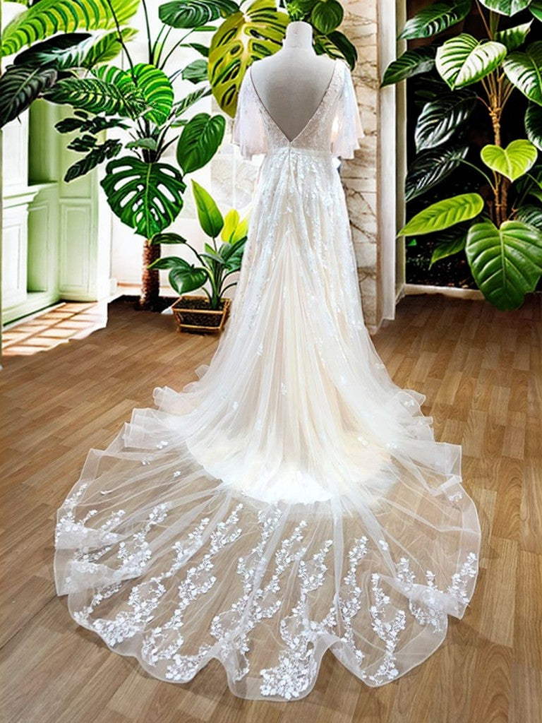 A-Line/Princess Tulle V-neck Short Sleeves Applique Sweep/Brush Train Wedding Dresses Bridal Gowns