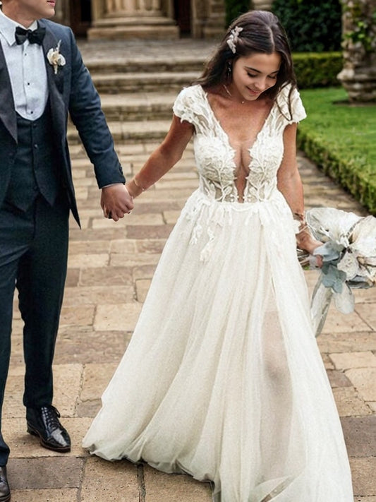 A-Line/Princess Lace Applique V-neck Short Sleeves Sweep/Brush Train Wedding Dresses Bridal Gowns