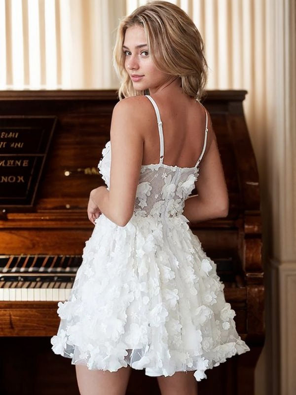 A-Linie/Princess-Linie Spitze Applikationen V-Ausschnitt Ärmellos Kurz/Mini Kleider Ballkleid