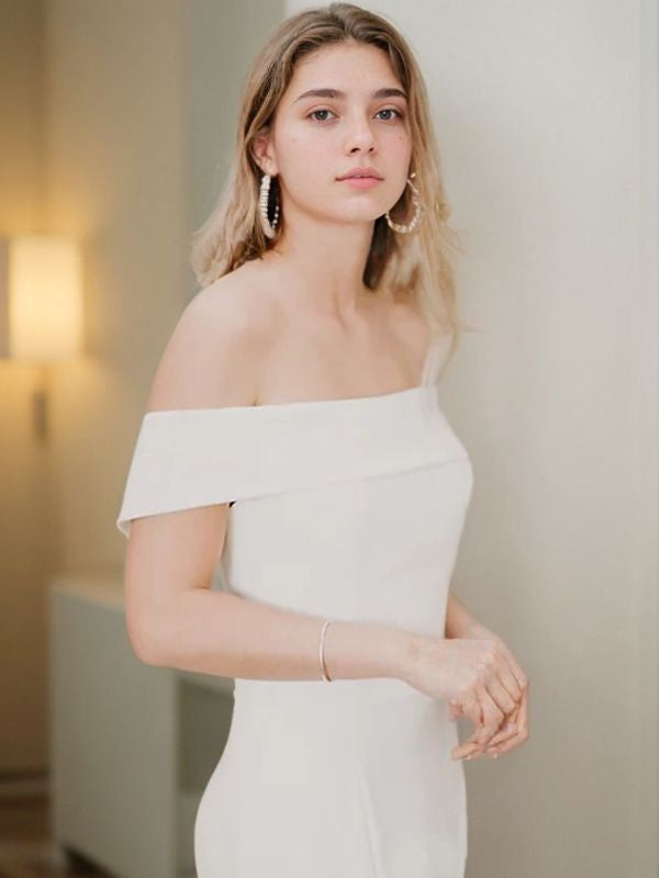 Sheath/Column Stretch Crepe Off-the-Shoulder Sleeveless Sweep/Brush Train Wedding Dresses Bridal Gowns