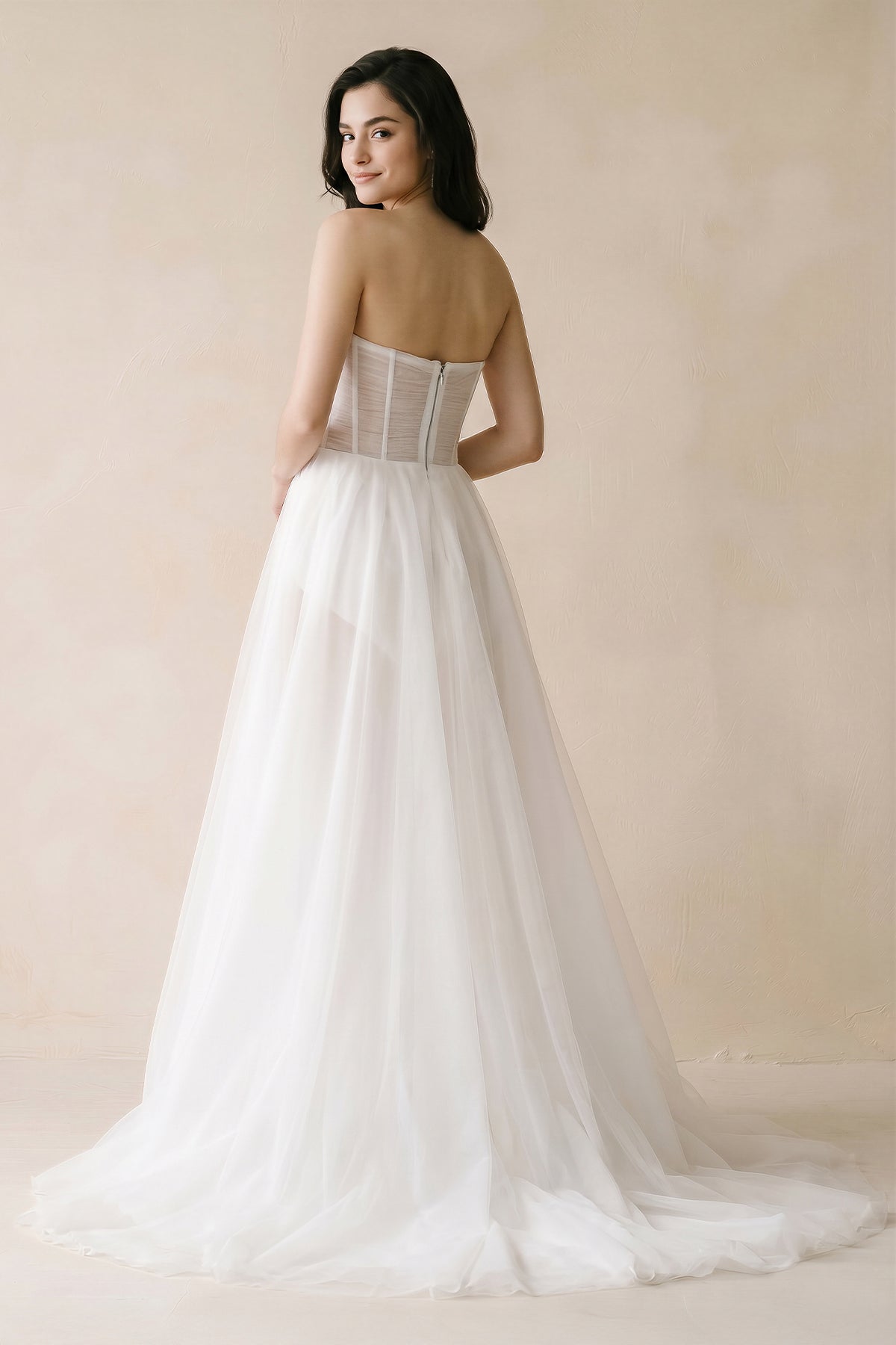Romantic A-Line Sweetheart Tulle Beach Wedding Dresses with Slit