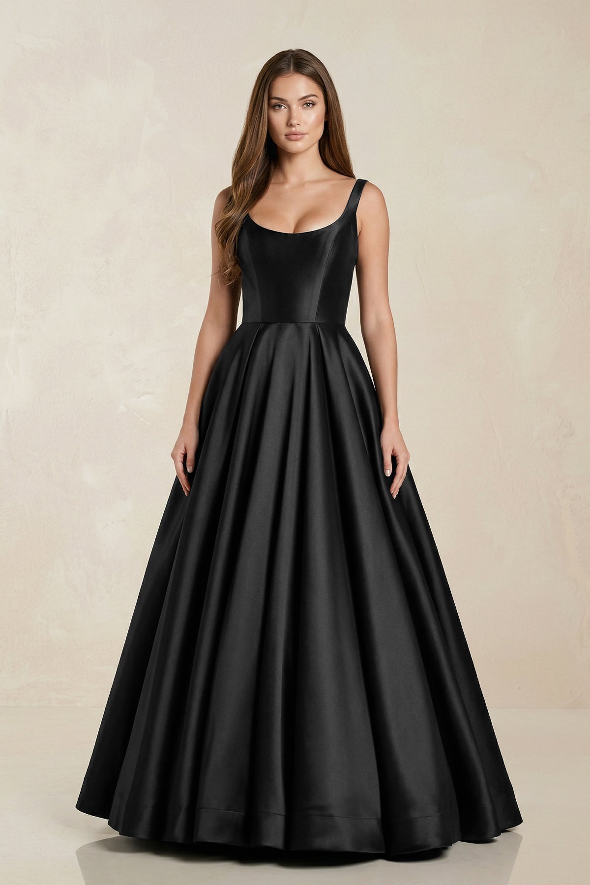 Scoop Neck A-Line Satin Maxi Wedding Dress in Black