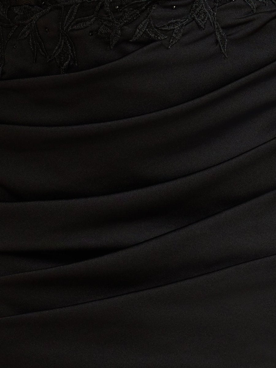 Black Bodycon Sweetheart Homecoming Dress with Lace Appliques