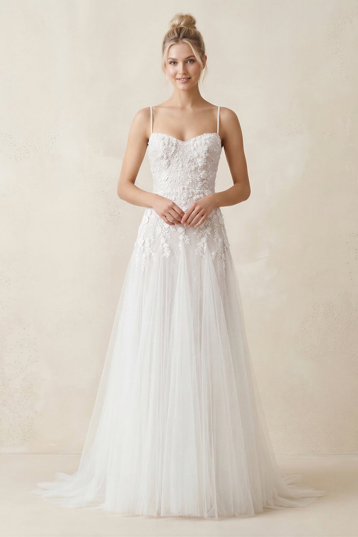 Spaghetti Straps A-Line Tulle Appliqued Wedding Dress in White