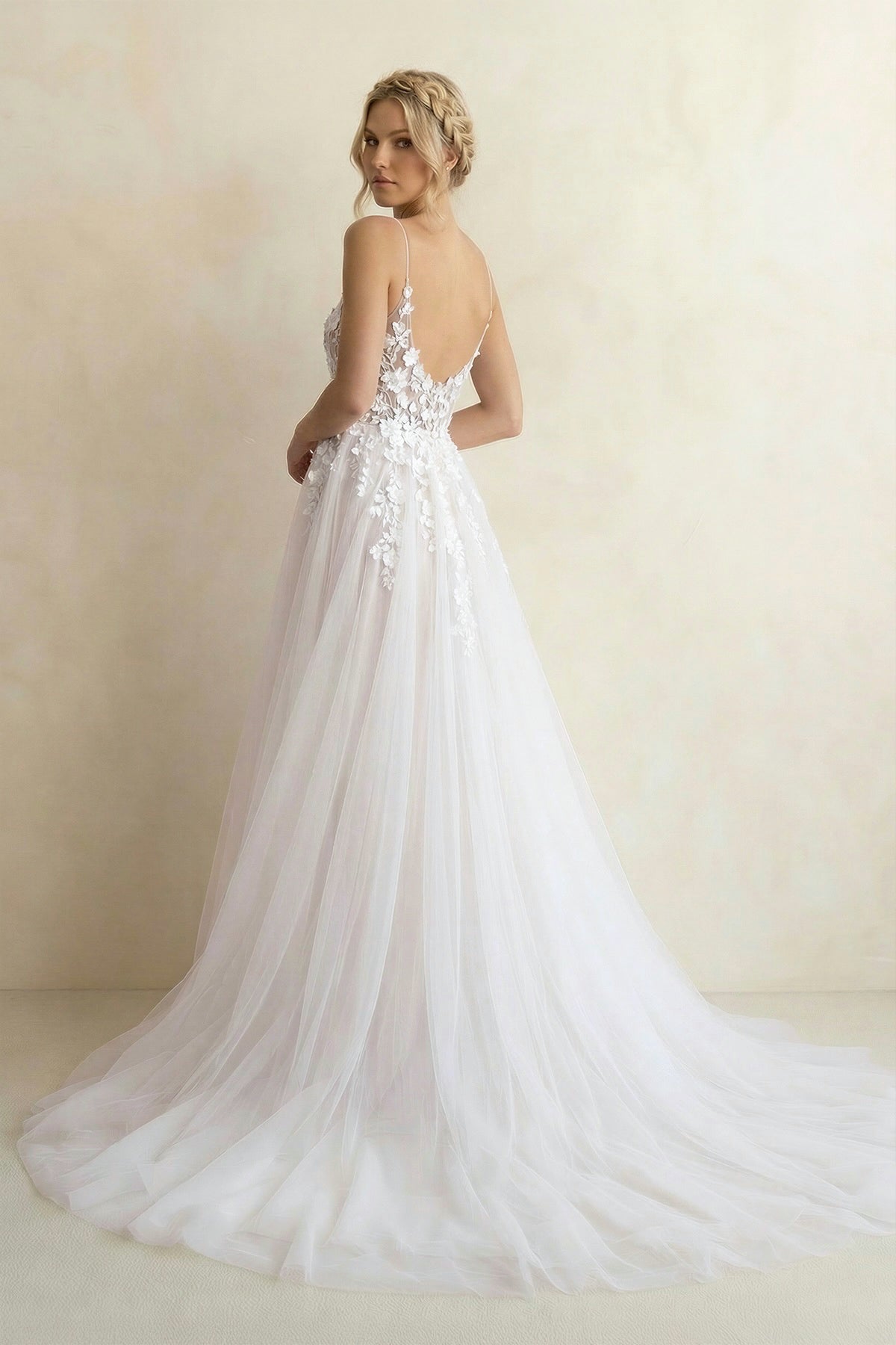Spaghetti Straps V-Neck Lace Appliques A-line Tulle Rustic Wedding Dress