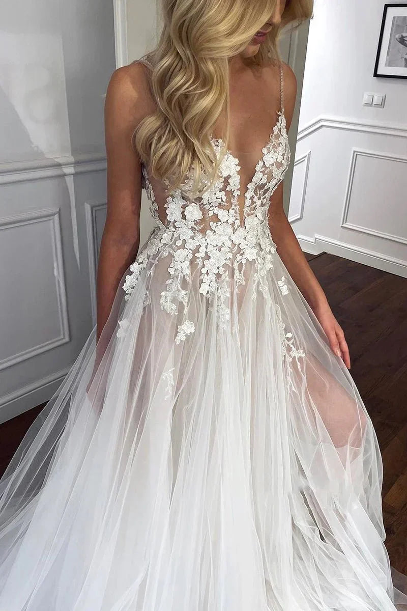 Spaghetti Straps V-Neck Lace Appliques A-line Tulle Rustic Wedding Dress