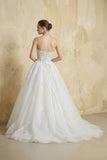 Sweetheart Ball-Gown Tulle Wedding Dress With Appliques in White