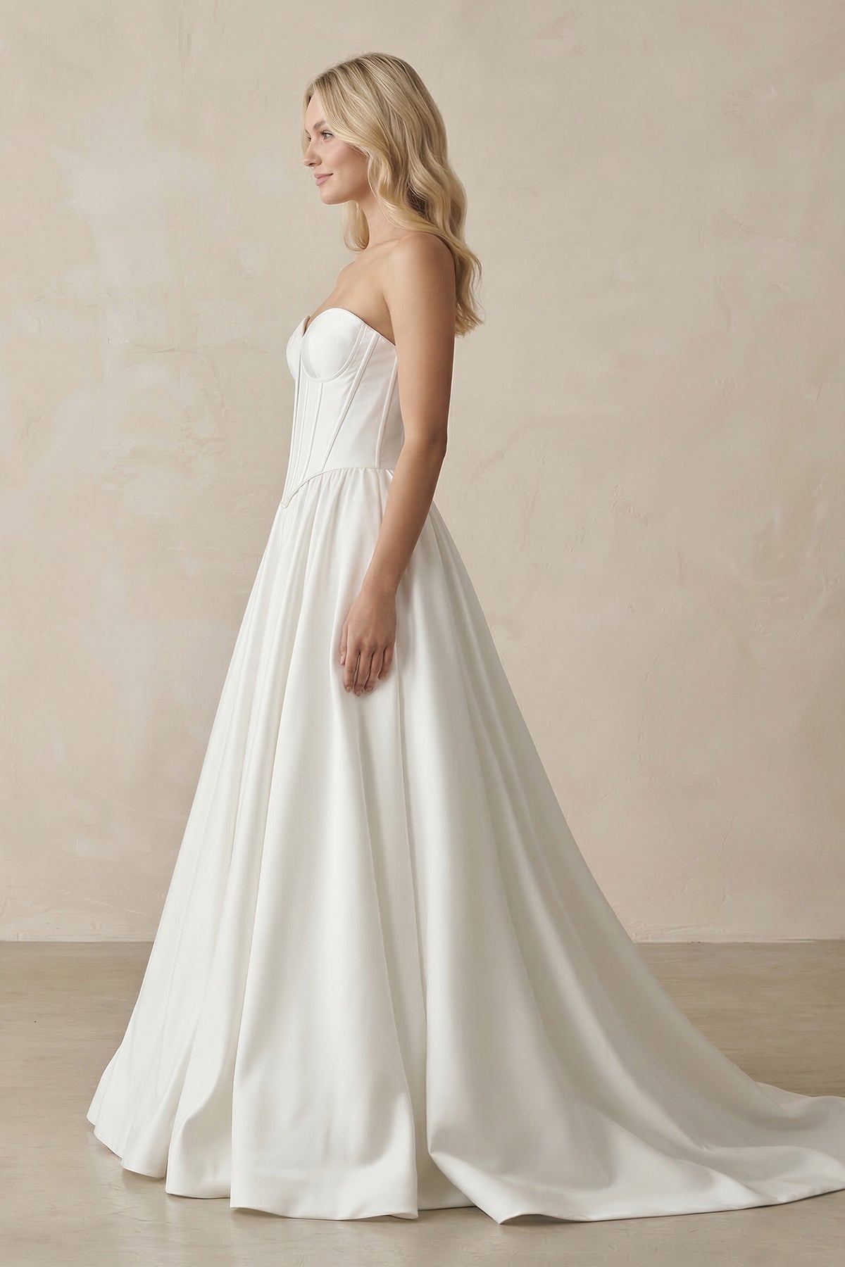 Sweetheart A-Line Satin Corset Wedding Dress in White