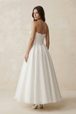 Sweetheart Chiffon A-Line Ruched Wedding Dress in White