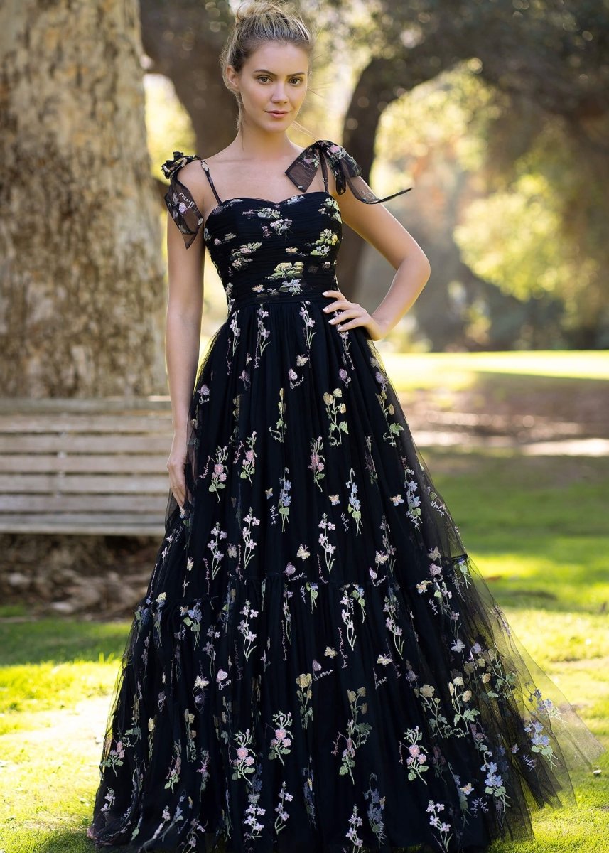 Spaghetti Straps Neck Floor Length Tulle Embroidery Floral Prom Dress