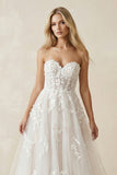 Sweetheart Spaghetti Straps Tulle A-Line With Train Wedding Dress