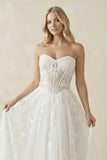 Charming A-Line Strapless Tulle Lace Wedding Dresses