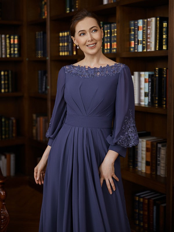 Vestidos de madre de la novia asimétricos de corte A/princesa de gasa con fruncido y escote barco y mangas 3/4