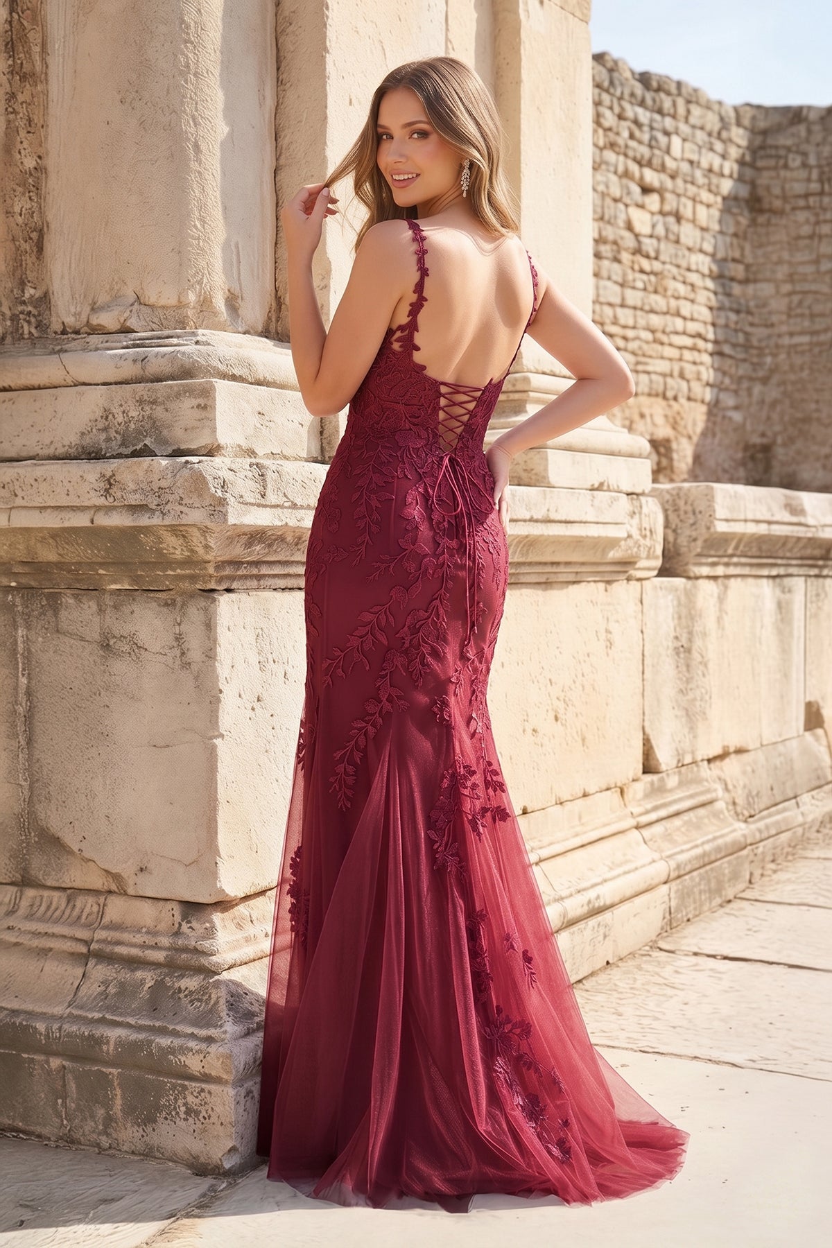 Mermaid Spaghetti Straps Lavender Lace Long Prom Dresses with Appliques