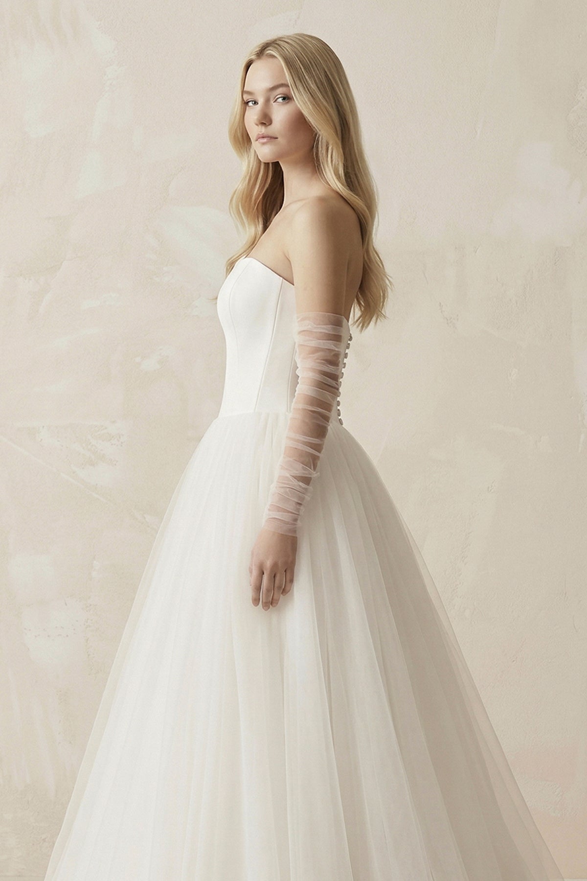 Tulle A-Line Strapless Wedding Dress With Sleeves in Ivory