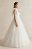 V-Neck Tulle Ball Gown Wedding Dress With Bow in White