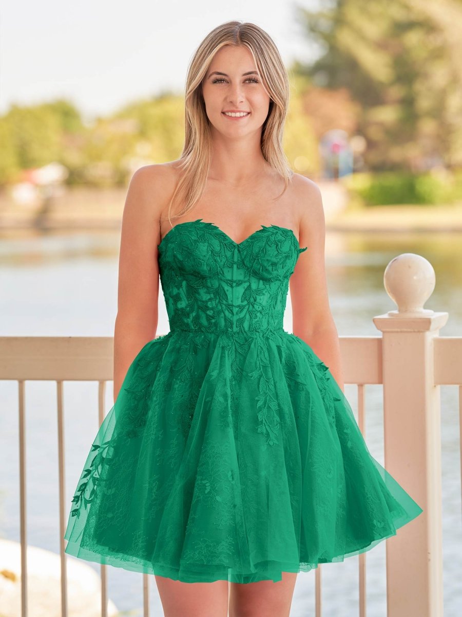 A-line Red Sweetheart Appliques Lace Homecoming Dress With Corset Back