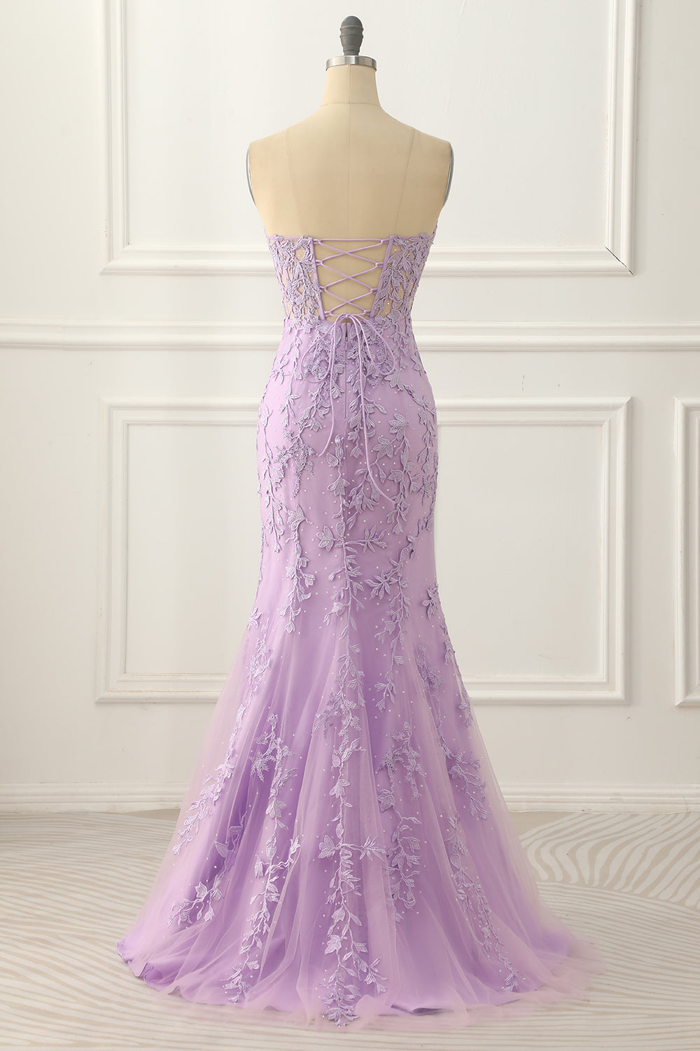 Lavendelfarbenes trägerloses Meerjungfrau-Ballkleid mit Applikationen, formelle Abendkleider
