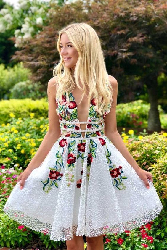 Sexy Embroidery Homecoming Dress Low Cut, Short Prom Dress ,Formal Dress, Pageant Dance Dresses, Back To School Party Gown, KB0832
