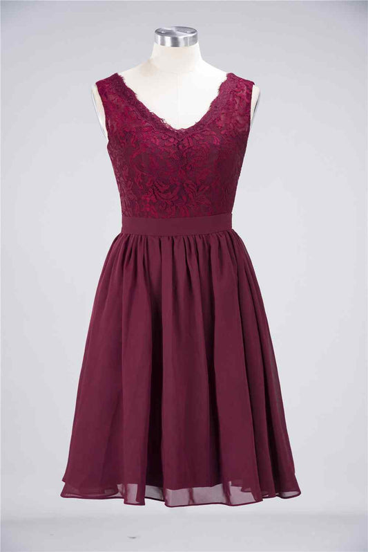 Burgundy A-line Jewel Neck Lace Chiffon Mini Bridesmaid Dress Junior Prom Gowns