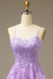 Vestido mini de tul con apliques en la espalda y corte A en color lila para fiesta de bienvenida y cóctel 