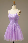Vestido mini de tul con apliques en la espalda y corte A en color lila para fiesta de bienvenida y cóctel 