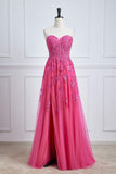 Heißes rosa trägerloses A-Linien-Blumenkleid, langes Ballkleid mit Schlitz