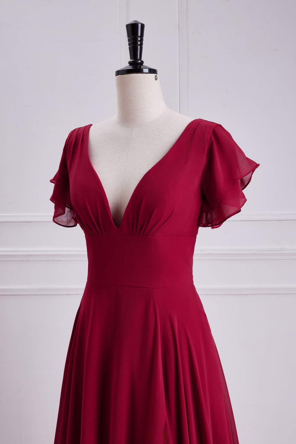 Rotes, langes Brautjungfernkleid in A-Linie mit ausgestellten Ärmeln, V-Ausschnitt und Schlitz 