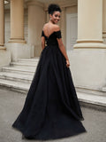 Schulterfreies A-Linien-Brautkleid mit Schlitz Schwarze Brautkleider