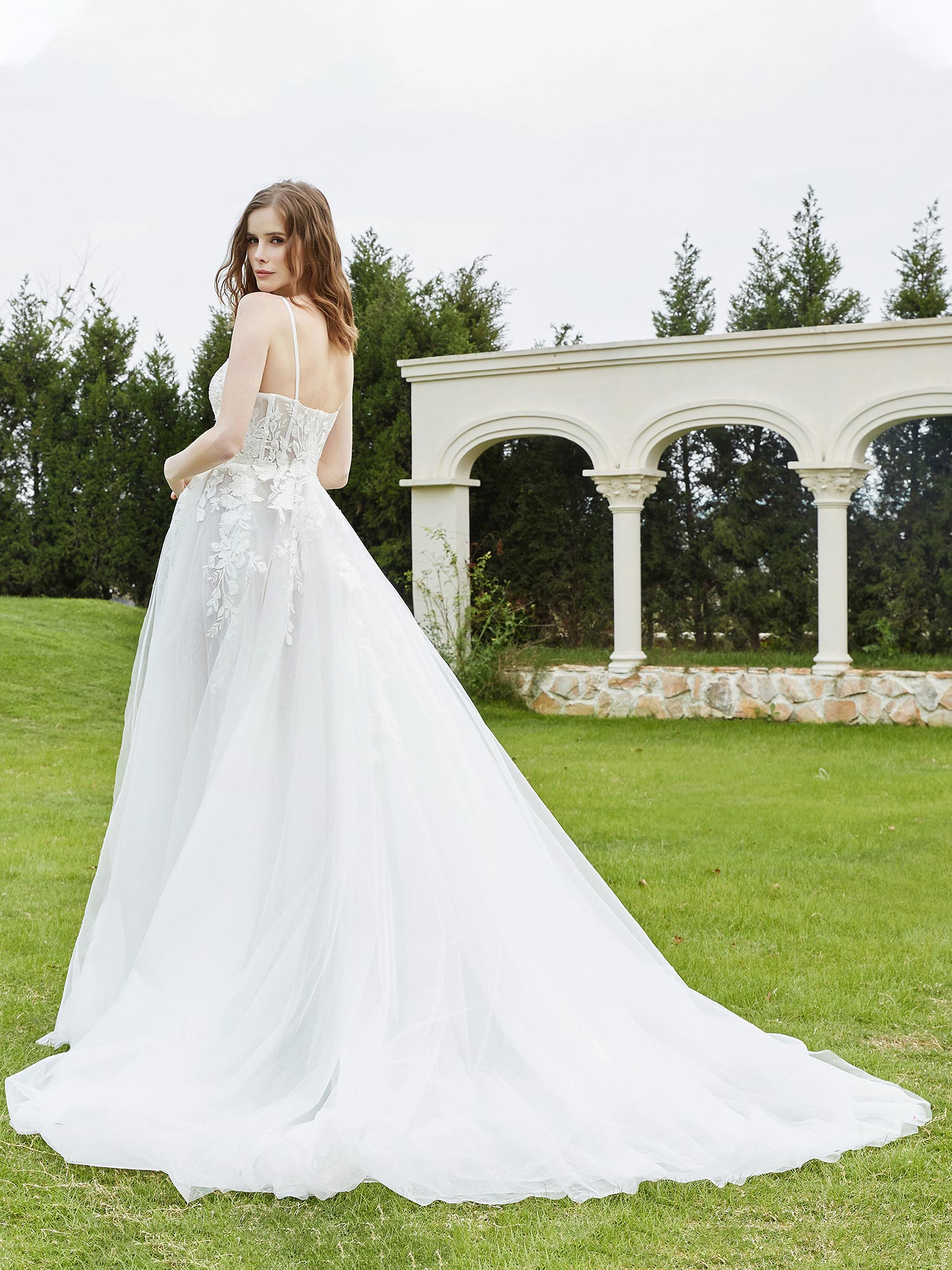 Spaghetti Straps Tulle Chapel Train Wedding Dress-Ivory Bridal Gowns Dresses