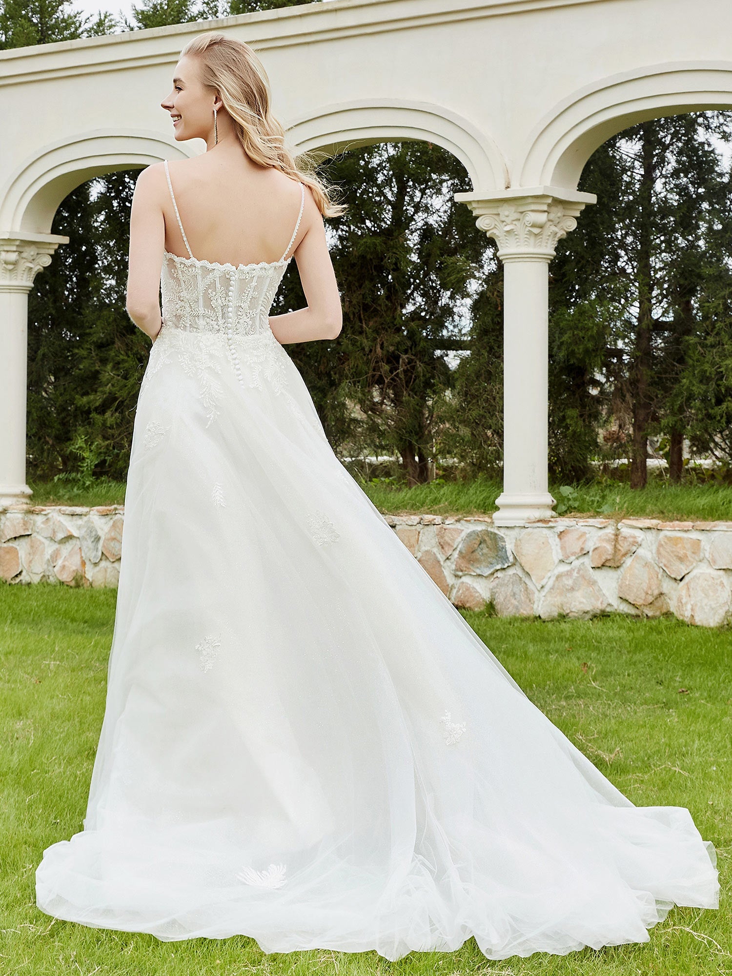 A-Linie Brautkleid mit Applikationen und Pinselschleppe – Elfenbeinfarben